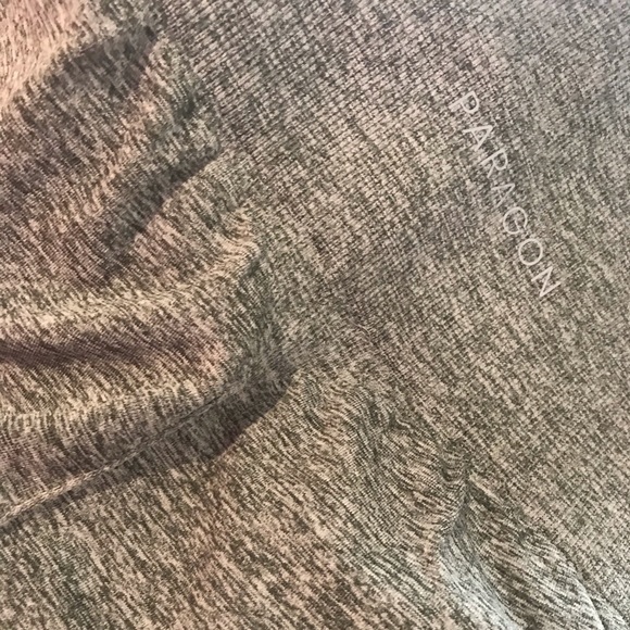 ❌ SOLD ❌ Paragon Fitwear Native Seamless leggings - Picture 2 of 3